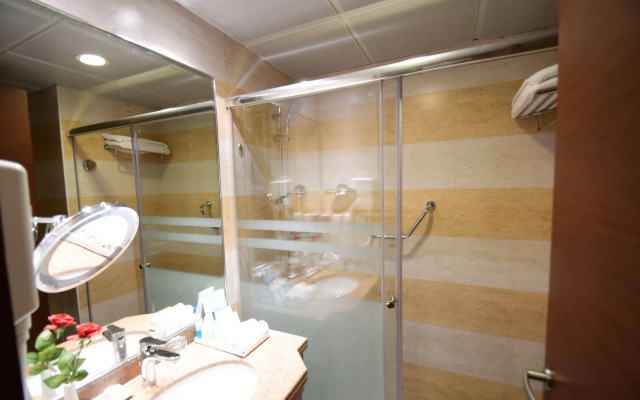 Alansar Golden Tulip