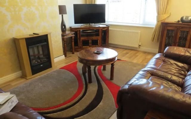 Tabusintac......lovely 2 Bedroom Bungalow