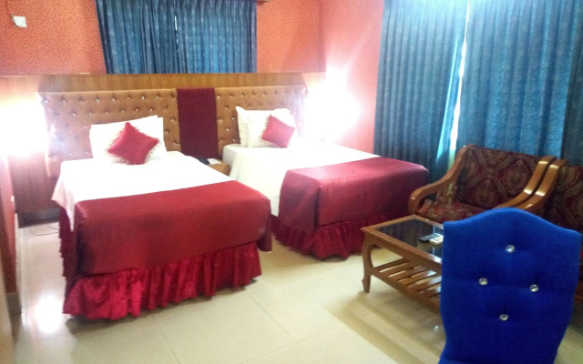 Hotel Lake View Plaza