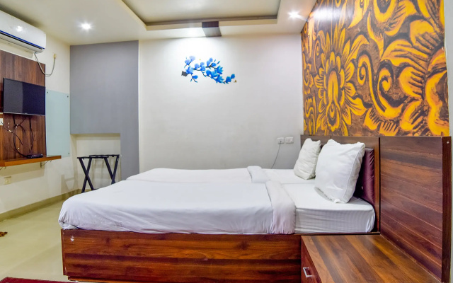 FabHotel IR Luxaria