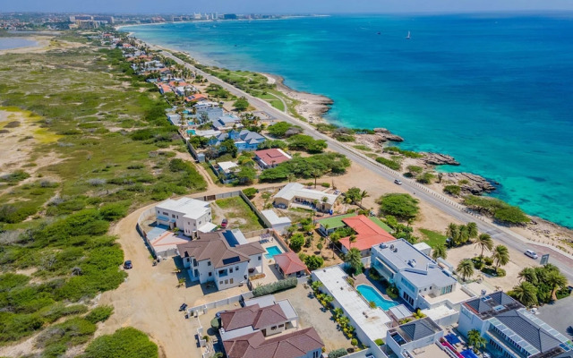 NEW Walk 2 Beach - 5BR Bonusroom w Pool Office
