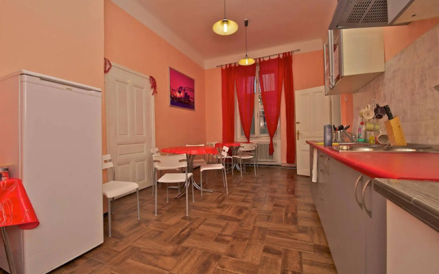 Sokolska Youth Hostel