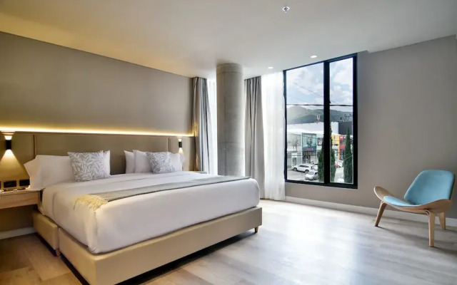w Elegant 1BR w/ Great Deco in Unicentro