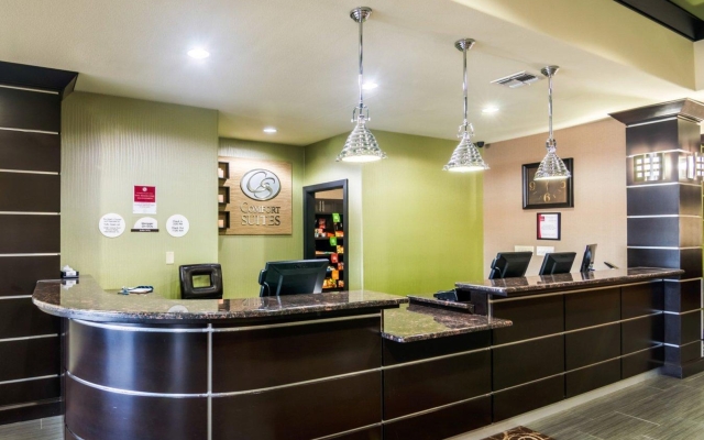 Quality Inn Clute Freeport