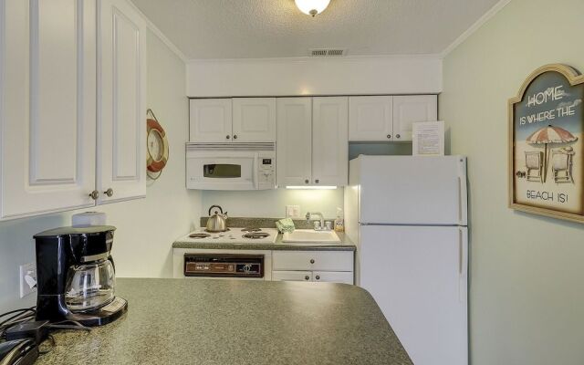 Breakers 320 by RedAwning