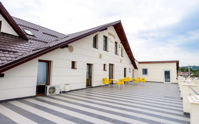 Hostel Roata Cu Noroc
