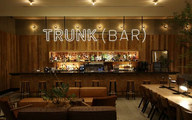 Trunk (Hotel) Cat Street
