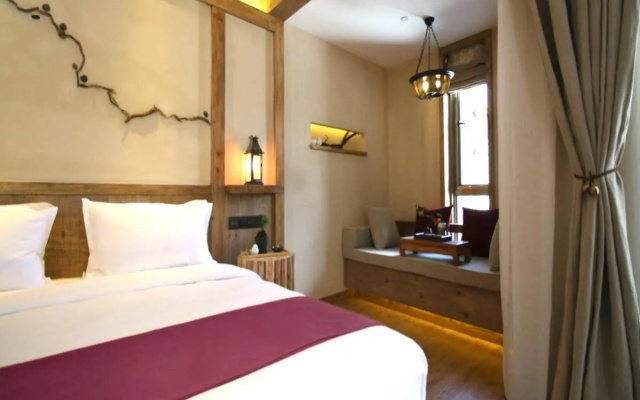 LUX* Tea Horse Road Benzilan Hotel