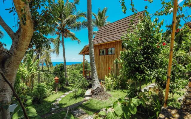 Atuh Forest Cottage