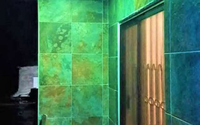 Kaeli's Caribbean Studios