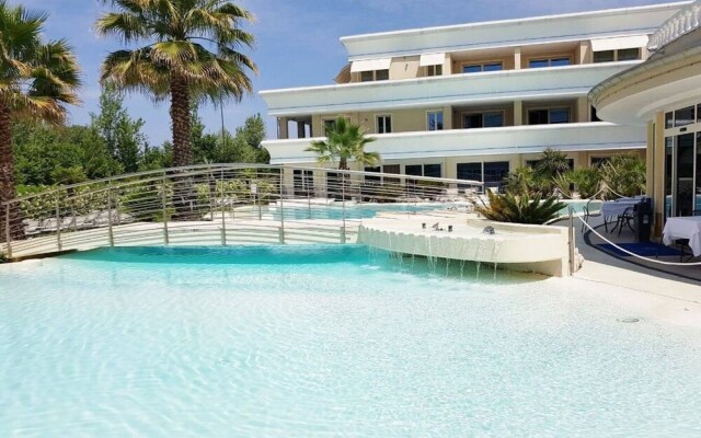 111 Relais du Lac Village - Italian Homing
