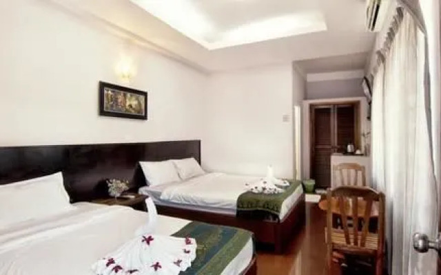 Mama'S Villa
