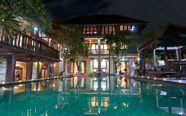 Dynasty Estate