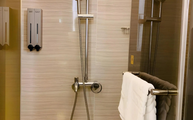 City Suites - Kaohsiung Chenai