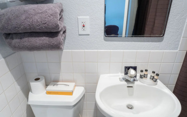 Siesta Motel