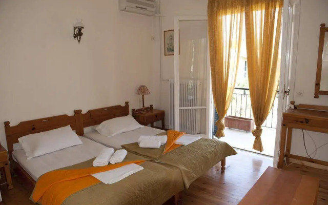 Marie Hotel