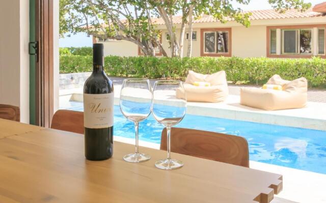 Steps to Best Beach VILLA UNICA 6Bedroom