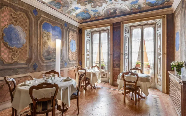 Hotel Pironi