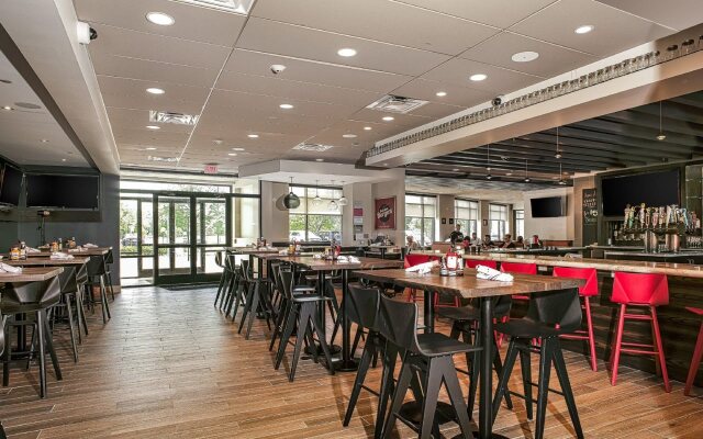 Holiday Inn & Suites - Joliet Southwest by IHG