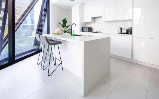 Frank Porter - Marquise Square