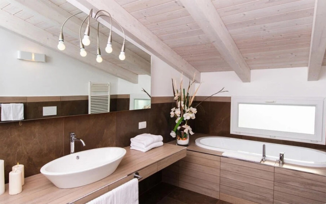 Villa Surya 8 2 in Scacciano