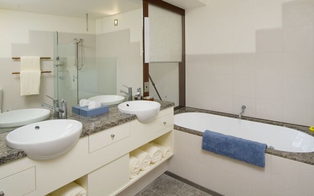 Beach Suites