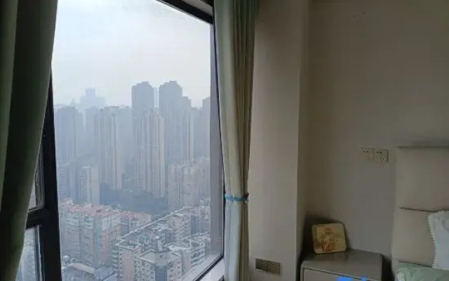 Xingcheng Homestay (Wuchang Railway Station Wushang Dream Times)