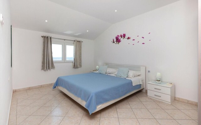 Amazing Home in Crikvenica With Wifi and 2 Bedrooms