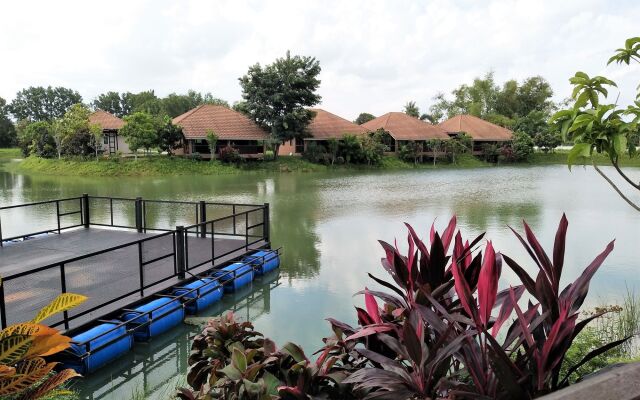 Pirom Lake And Resort