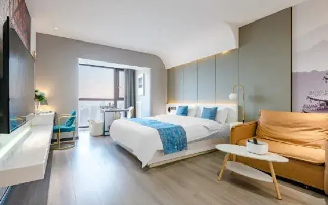 Luoyang Blue Whale Homestay (Wanda Plaza)