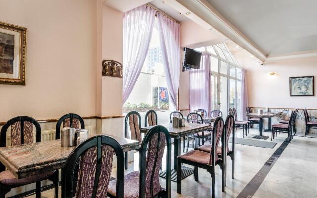 Hotel Alcomar