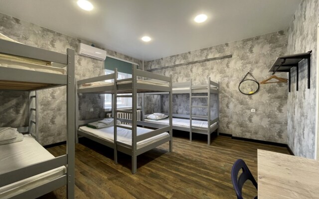 22-Hotel
