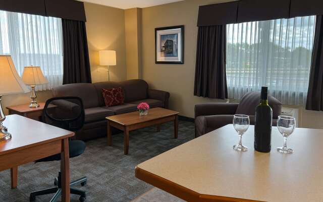 Coast Swift Current Hotel