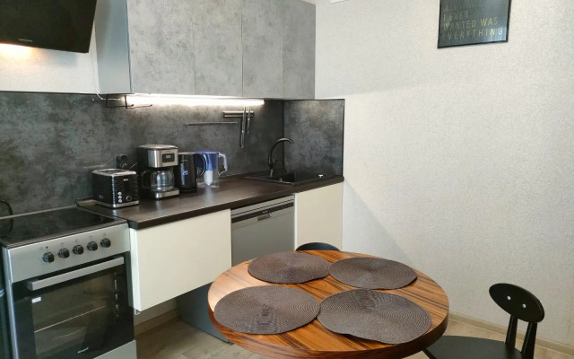 Серебряный век на улице Каштановая 7