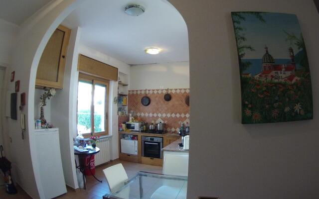 Wonderful Amalfi Coast apt overlooking the sea