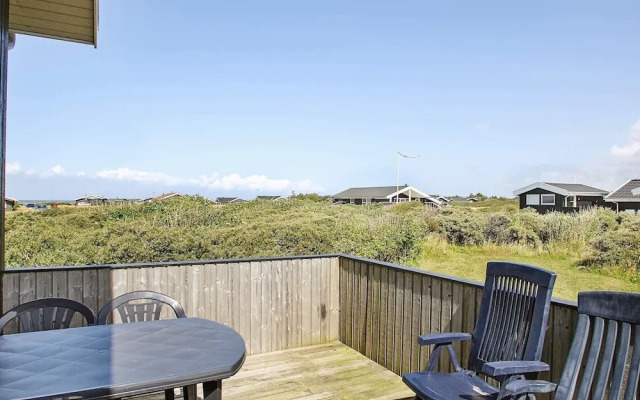 6 Person Holiday Home in Hjorring