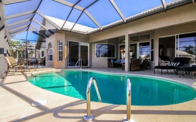 Buccaneer Court Home 1556