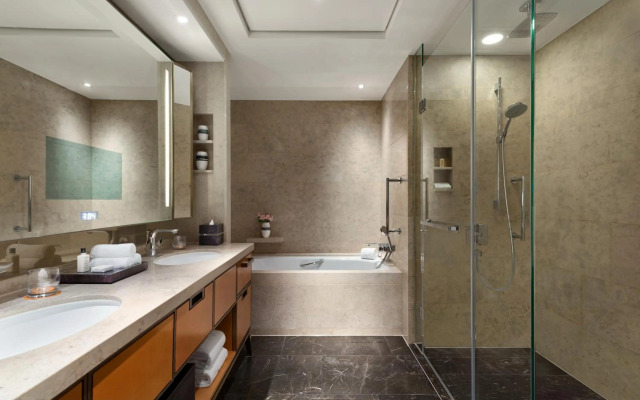 Shangri-La The Shard, London
