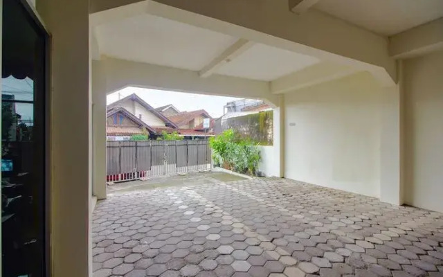OYO 3083 D Kost 3 Syariah