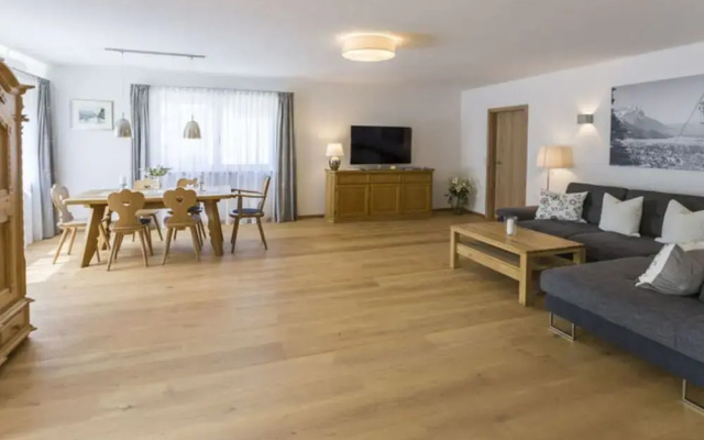 Marlena Hollental Chalet