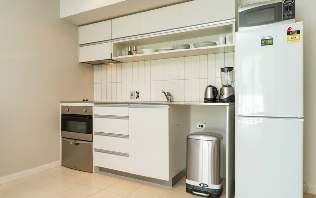 QV Beautiful Viaduct Apartment - 568