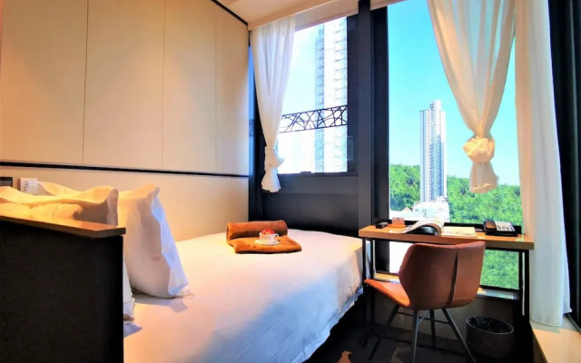 Ehotel
