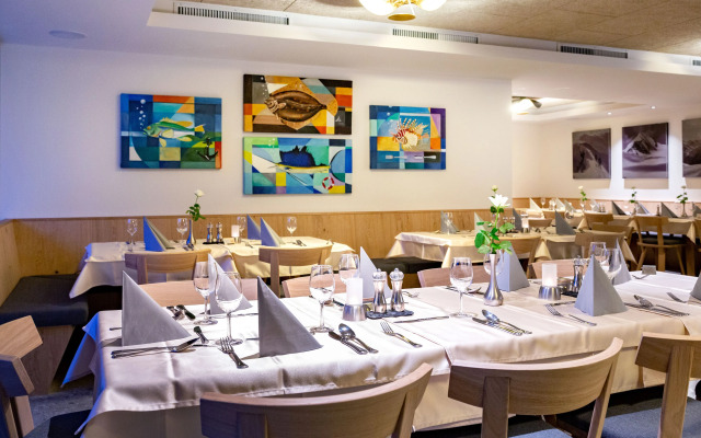 Emma Deluxe Aparthotel