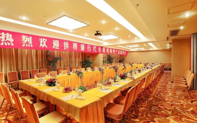 Jasper International Hotel