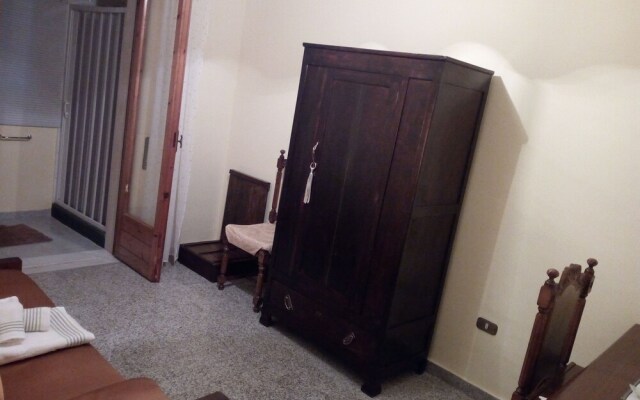 Il Tuo Letto Sullo Stretto