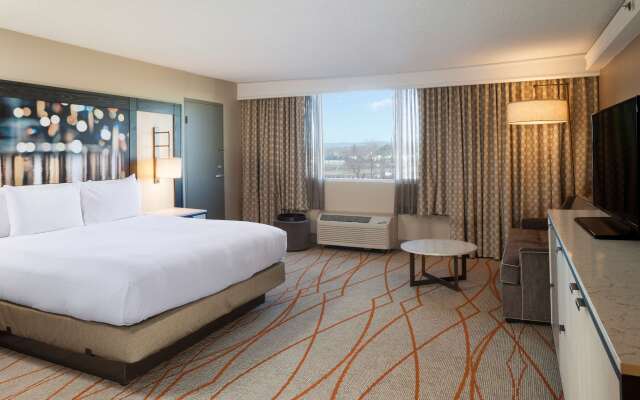 DoubleTree By Hilton Hotel Denver - Stapleton North