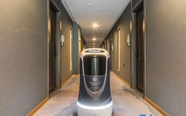 Starway Hotel (Korla Huijia Times Square)
