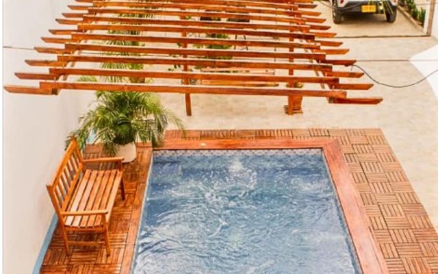 Room-hb1 Triple Room With Air Conditioni