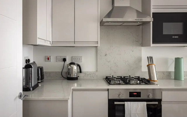 Picktheplace Kensington Lux Apartments