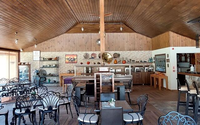 Crescent Park Boutique Otel